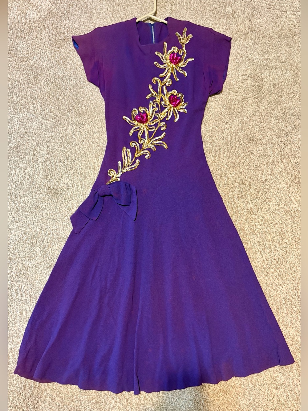 1940s Purple Crepe Gold & Pink Sequined Cocktail Evening Dress XS WWII